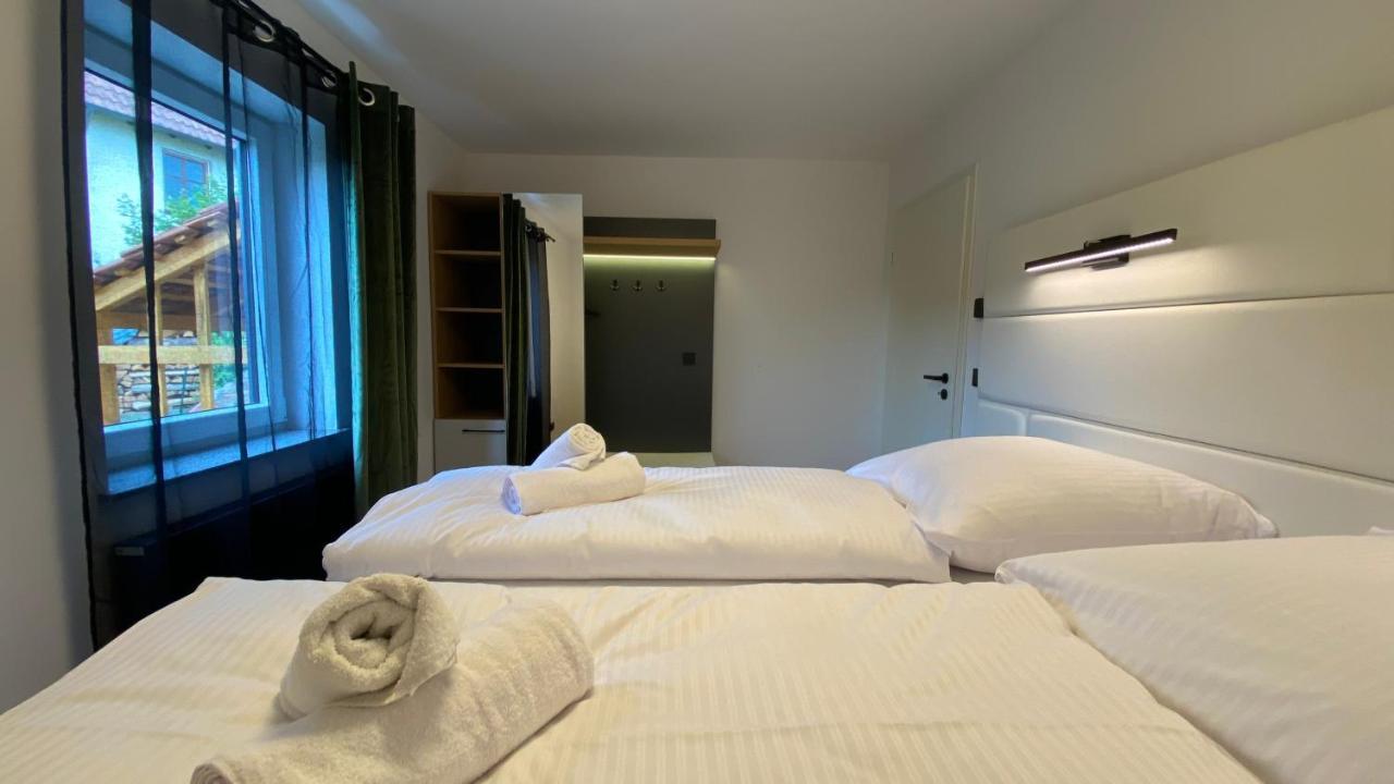 Uraha Apartment *